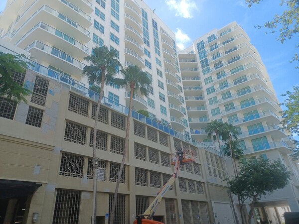 Commercial painting 15 story building Palm Beach FL