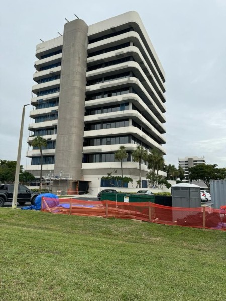 Deck staining Deerfield Beach